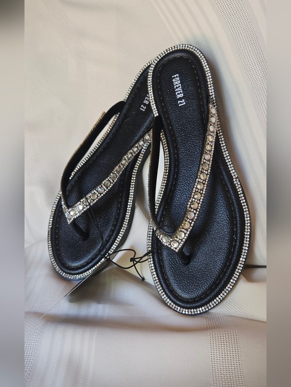 NWT Forever 21 Black Rhinestone-Trim Flip Flops